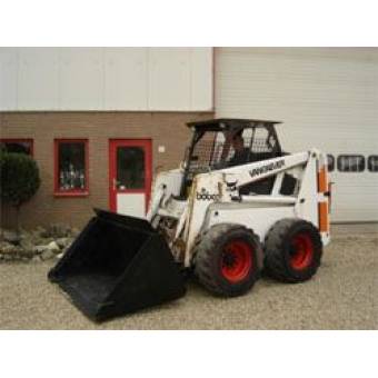 Гидромолот для мини-погрузчика Bobcat 943